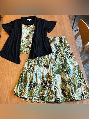Green Multi-Print A-Line Women's Skirt & Top Set